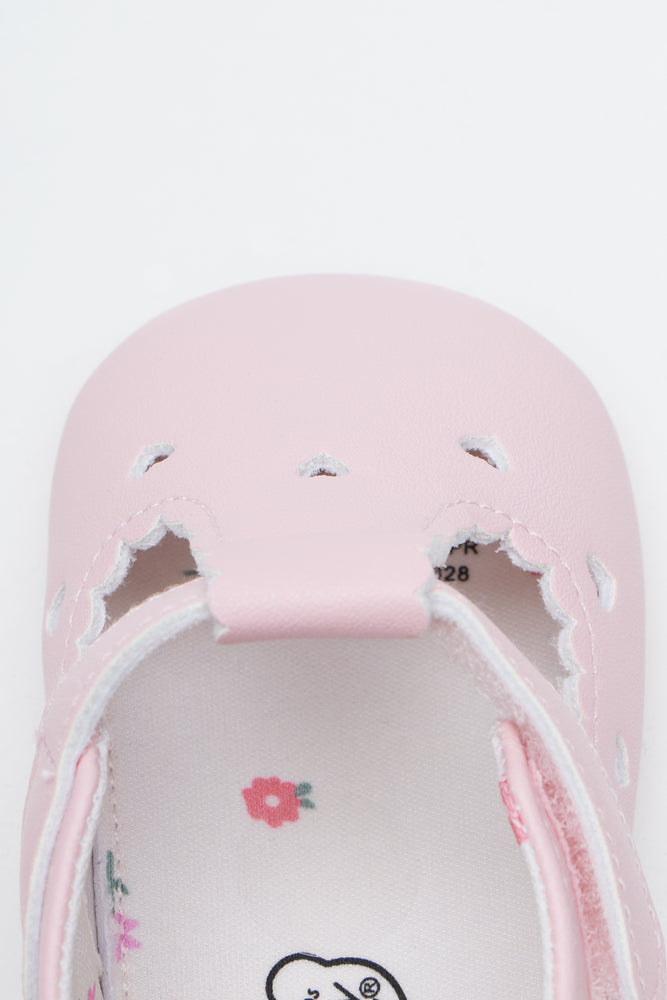 Pink Heart Scalloped Baby Pumps (4)