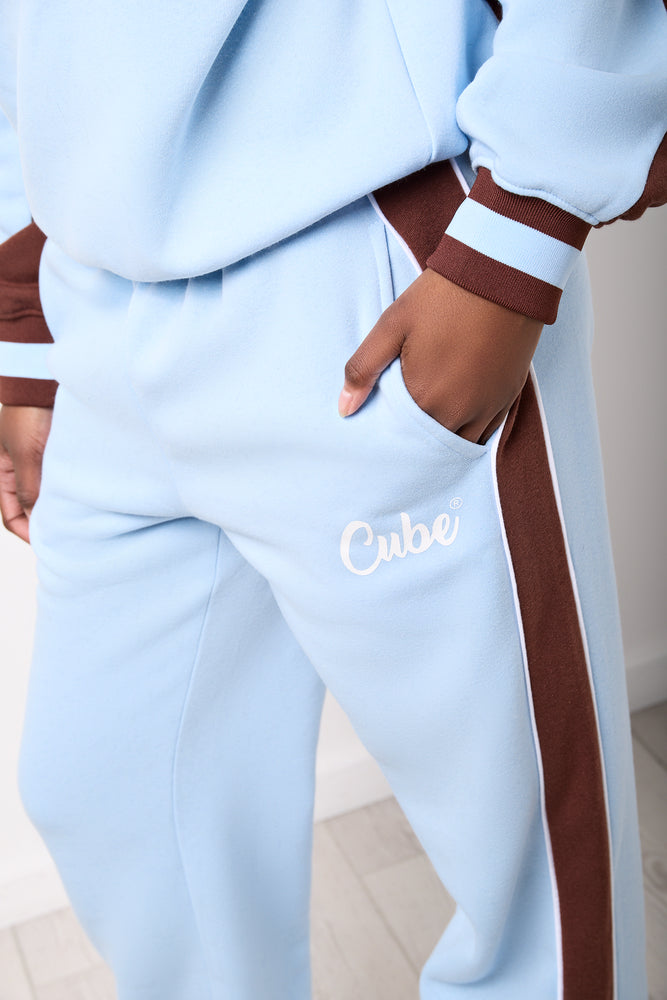 Boston Graphic Sweatshirt Jogger Set (3)