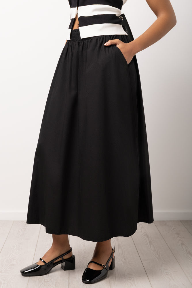 A-Line Poplin Skirt Black (1)