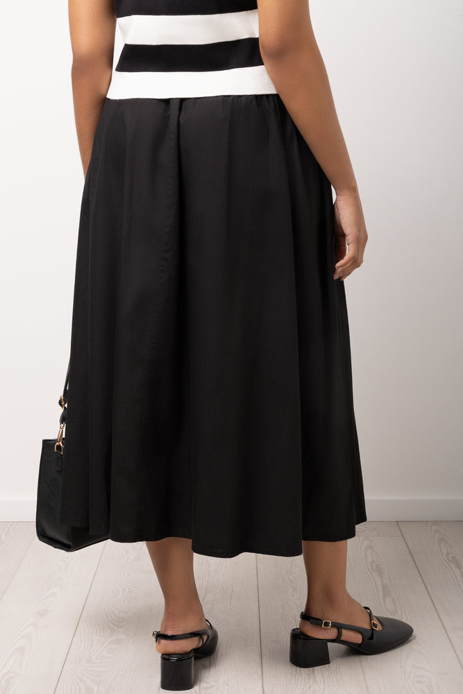 A-Line Poplin Skirt Black (2)