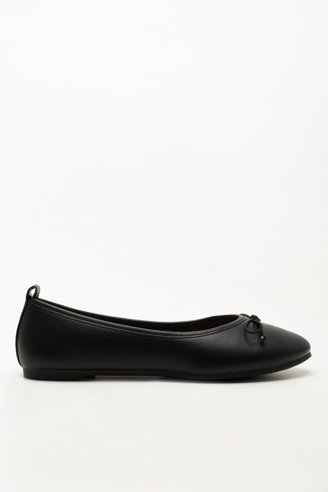 Black Ballerina Pumps (1)