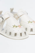 Cream Floral Embroidery Crib Sandals (2)