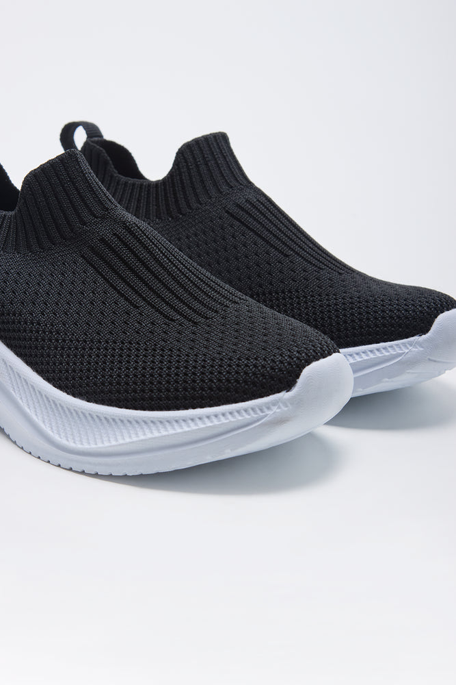 Slip On Trainers Black (2)