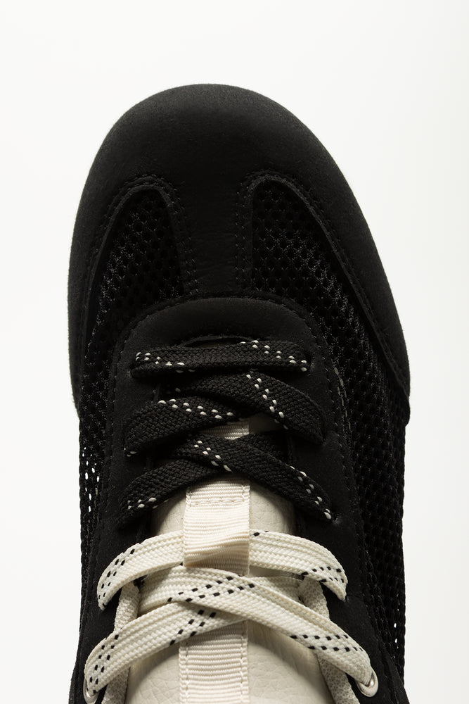 Black Mesh Flat Casual Sneakers (4)