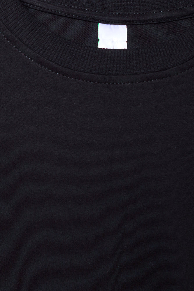 Relaxed Fit Black Graphic T-Shirt (2)