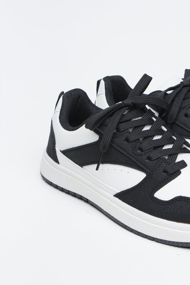Black and White Skate Sneakers (3)