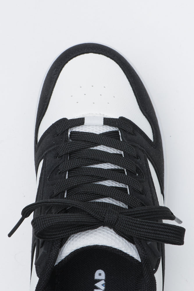 Black and White Skate Sneakers (4)