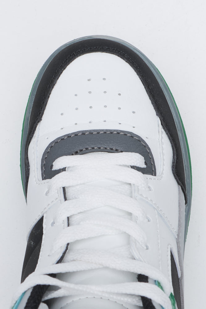 Skater Hightop Sneakers (4)