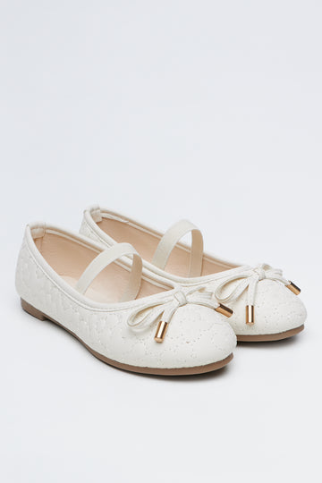 Cream Quilted Daisy Ballet Pumps