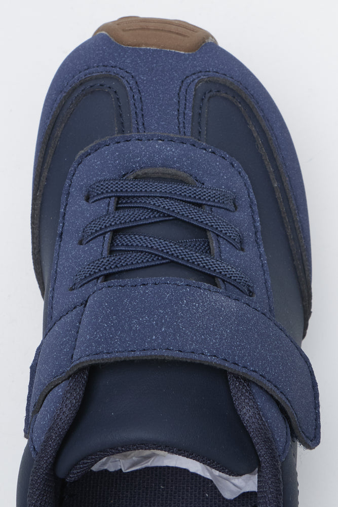 Navy Wide Fit Trainers (4)