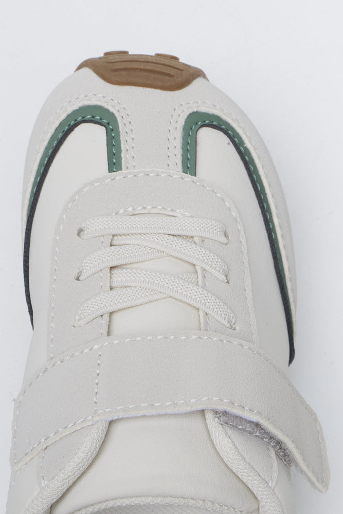 White Wide Fit Casual Trainers (4)