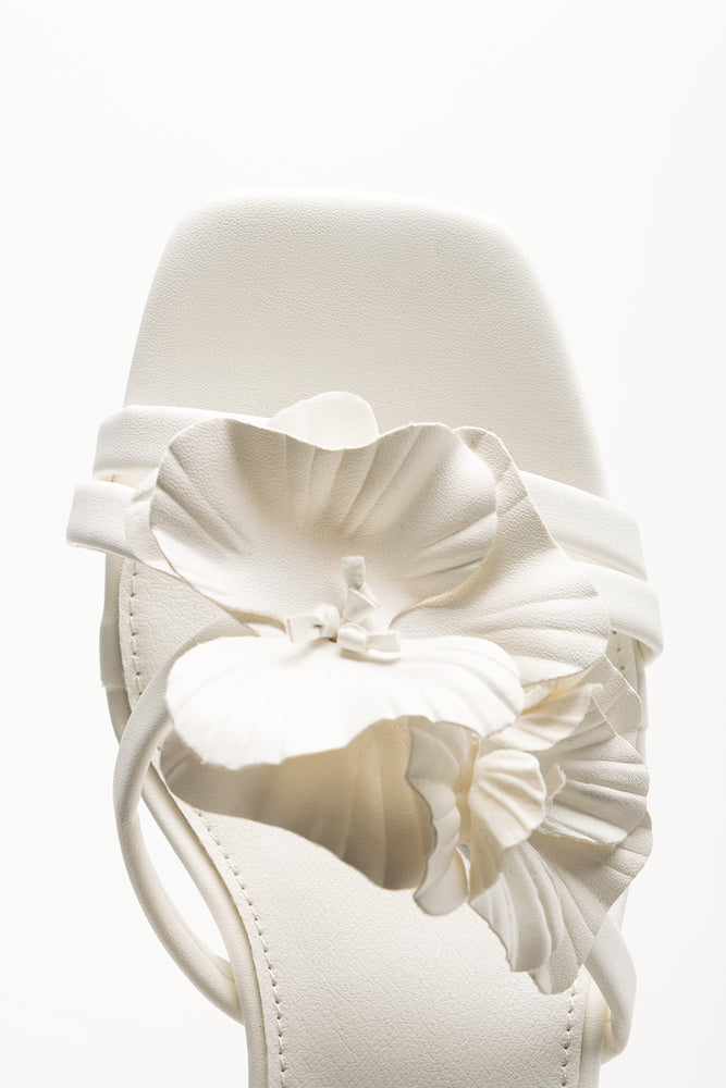 White Flower Heel Sandals (4)