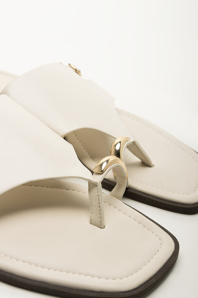Cream Toe Post Sandals (2)