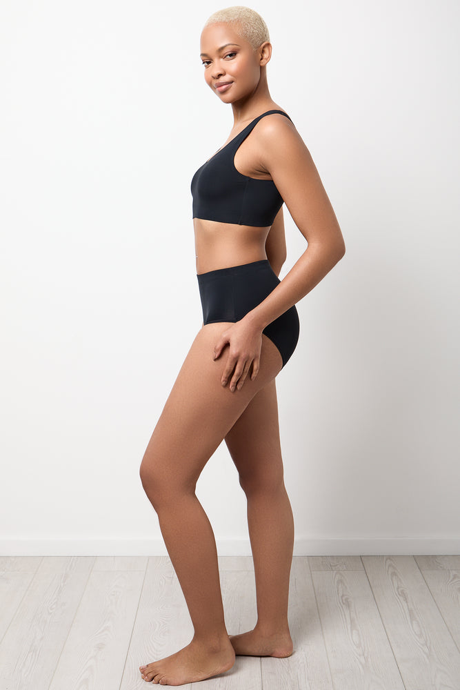 Seamless Bonded Scoop Neck Bralette (1)