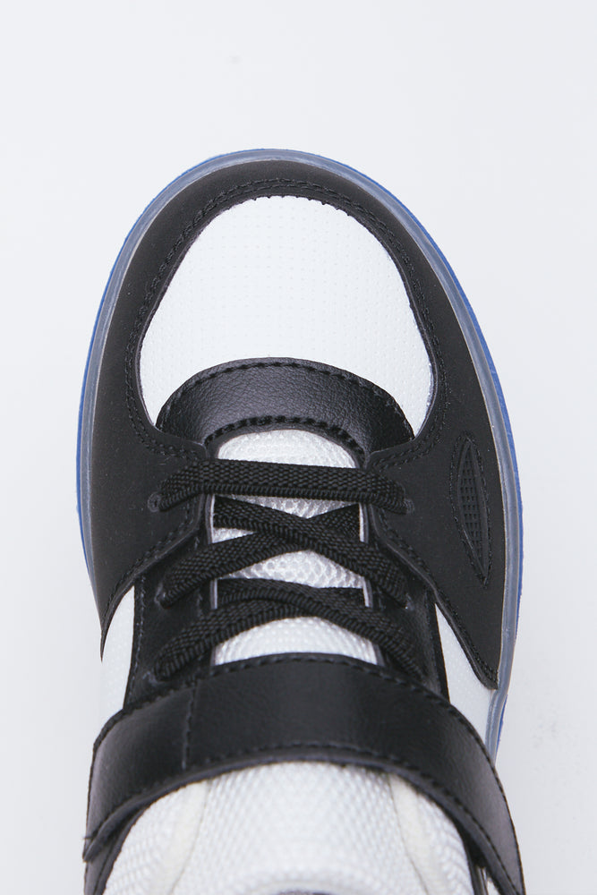 Light Up Skate Sneakers (4)