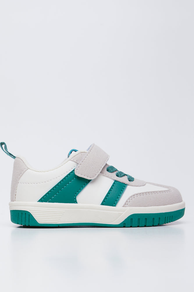 Retro Court Sneakers (1)