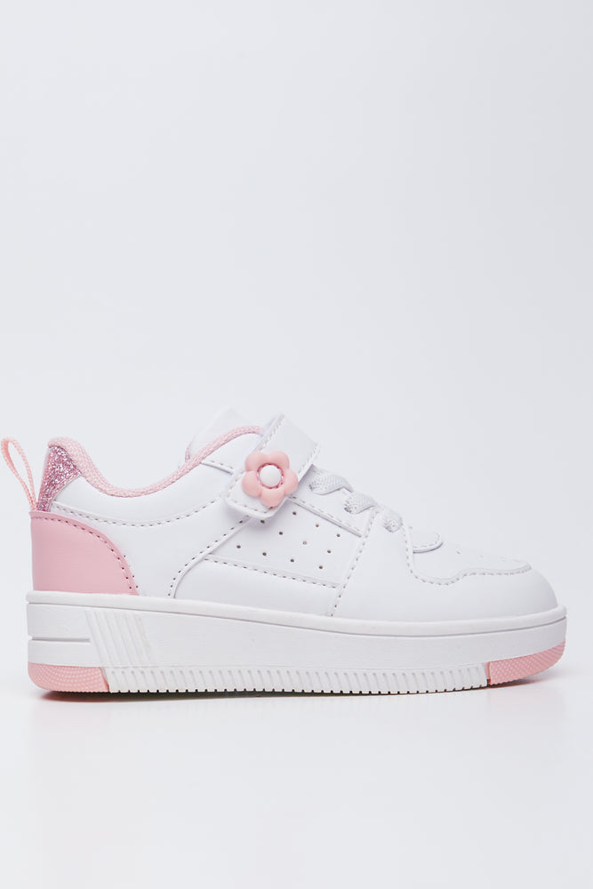 White Flower Badge Sneakers (1)