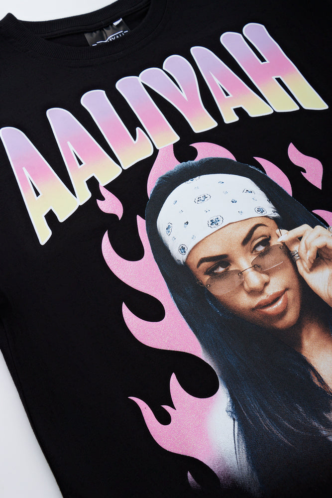 Aaliyah Graphic Oversized Black T-Shirt (1)