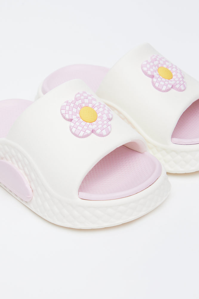 Cream Daisy Moulded Slides (2)