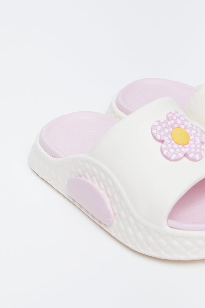 Cream Daisy Moulded Slides (3)