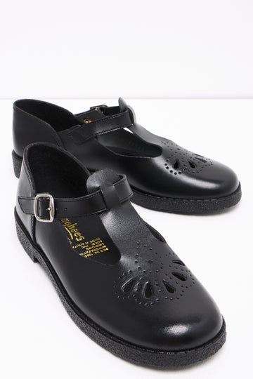 Toughees Girls Black Shoes