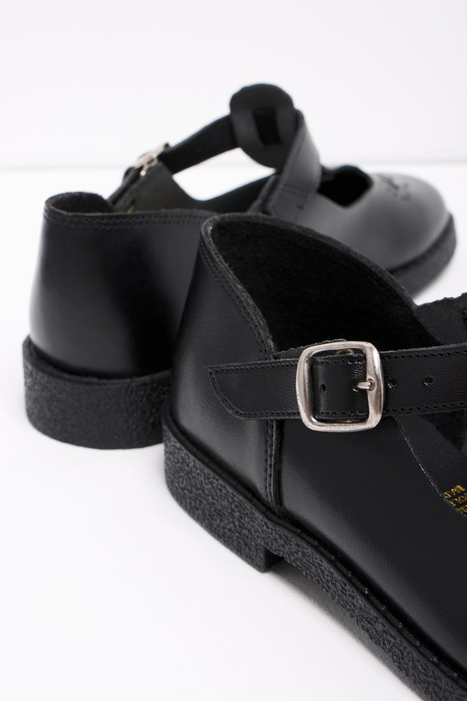 Toughees Girls Black Shoes (3)