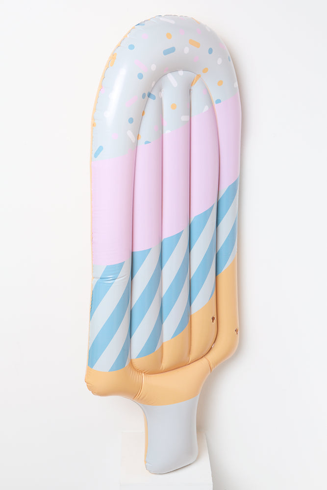 Ice Cream Shaped Pool Float (1)