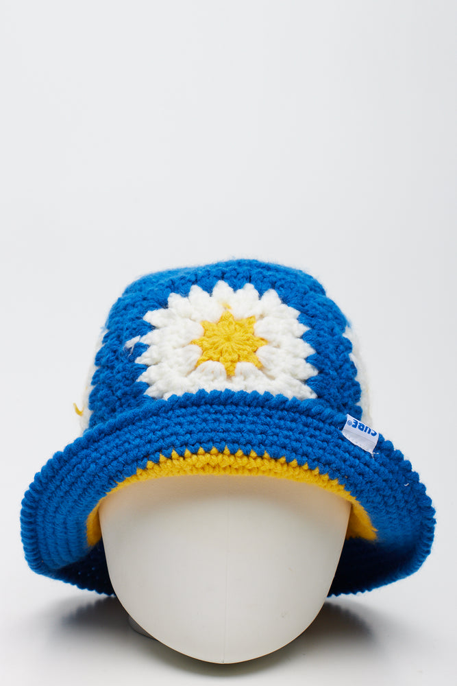 Blue Crochet Daisy Bucket Hat