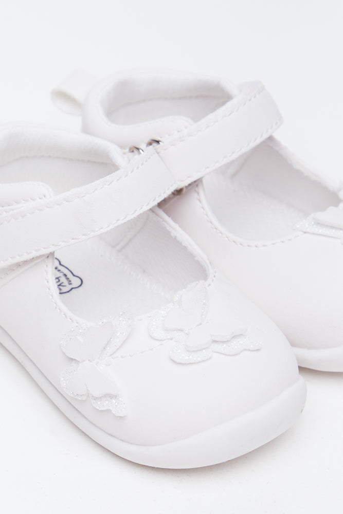White Infants Mary Janes shoes (2)