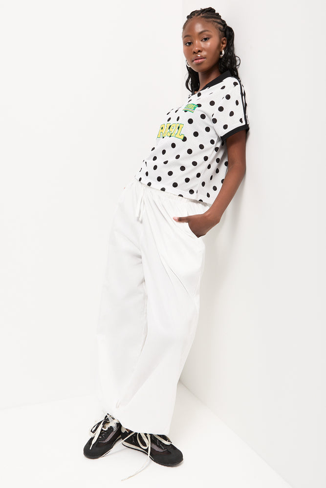 White Balloon Fit Pants (2)