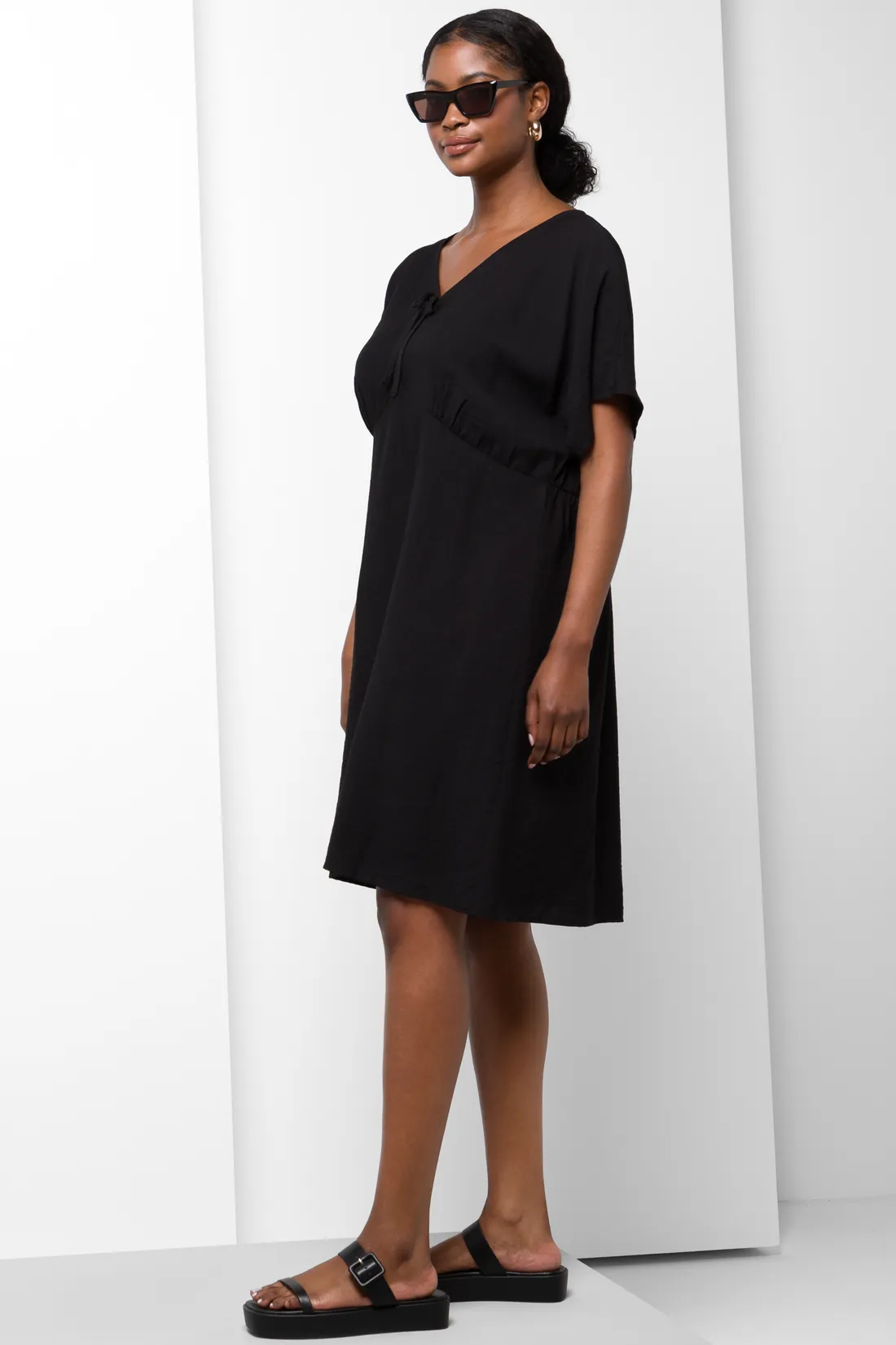 Short sleeve dress black - Women's Dresses | Ackermans